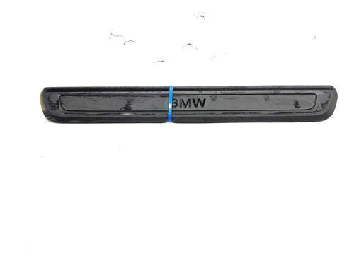 Moldura Posa Pie Delantera Piloto Bmw Serie 3 320i 2019-2024