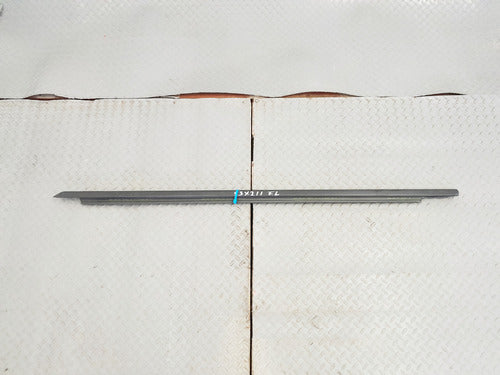 Cañuela Botaguas Vidrio Delantero Piloto Bmw 320i 2019-2024